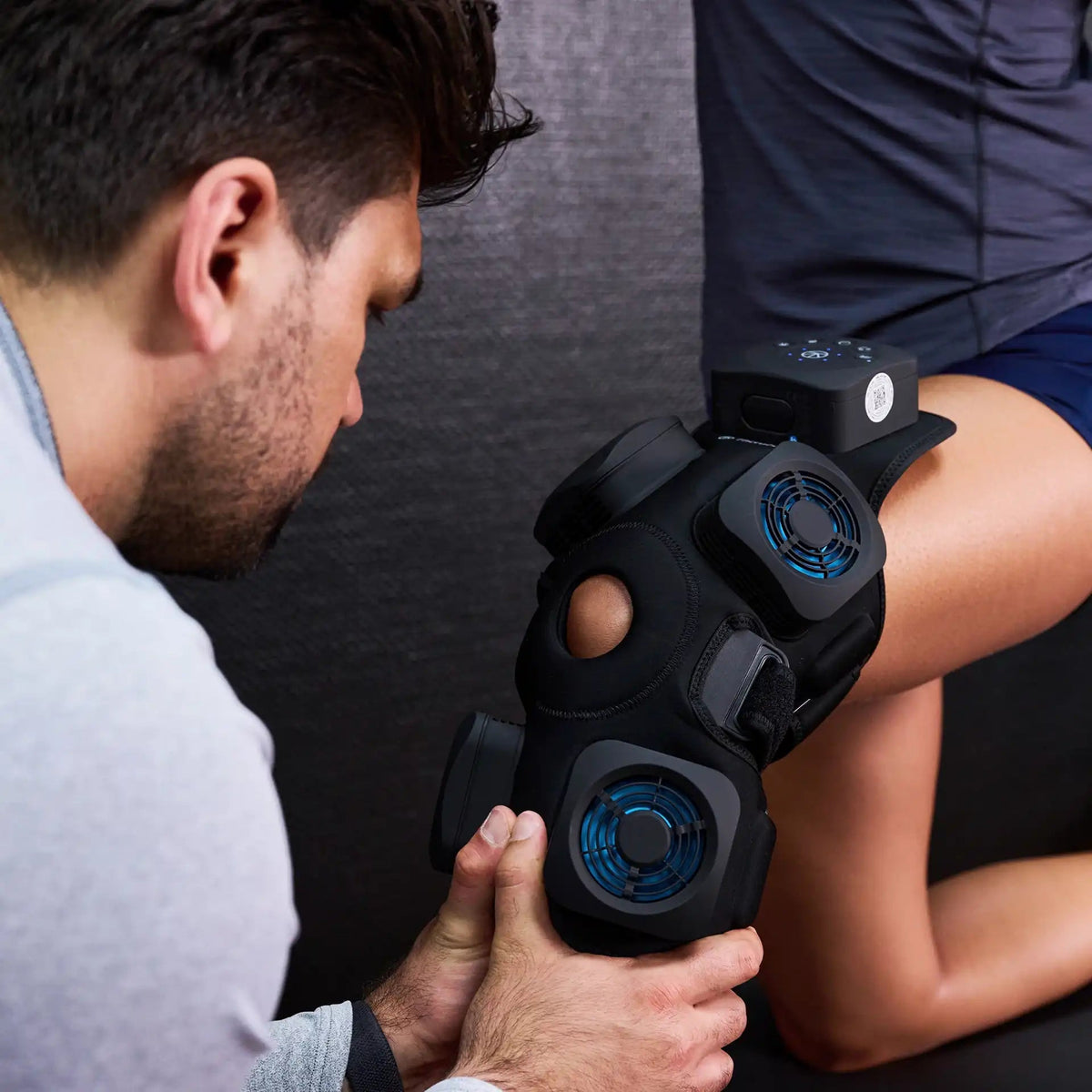 RecoveryTherm Knee Kniemanschette Therabody 6