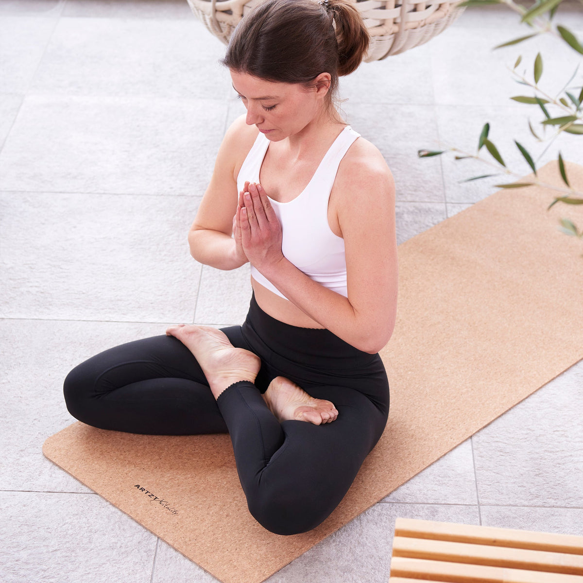 Yogamatte Kork Recycle PLUS ARTZT vitality 4