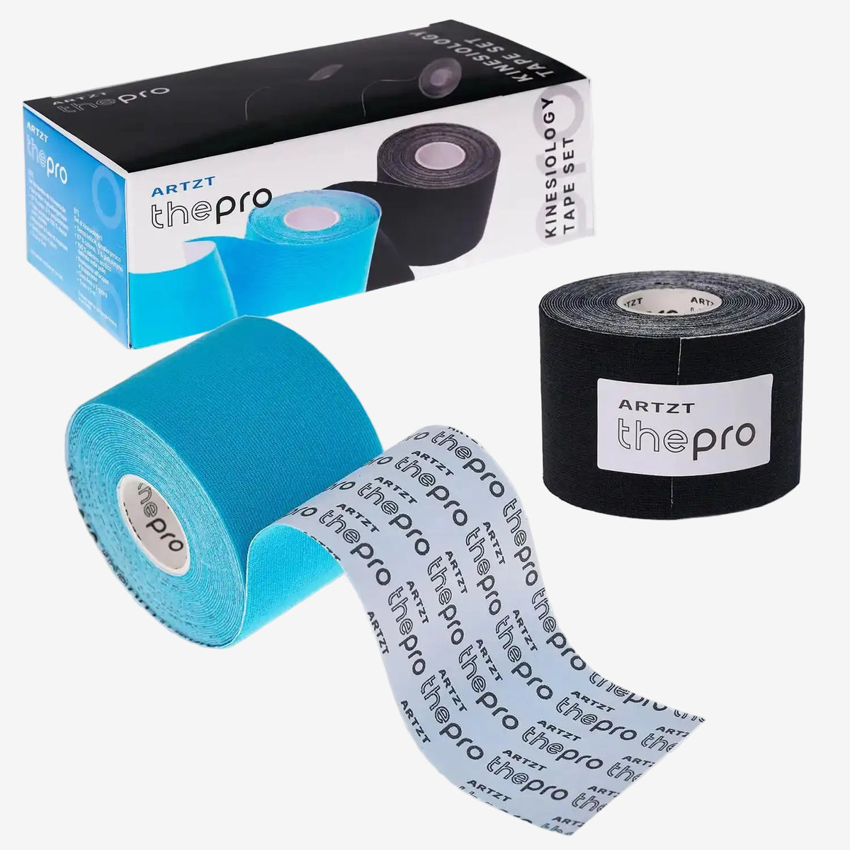 Eine schwarze und eine blaue Rolle ARTZT thepro Kinesiologische Tapes inkl. Verpackung auf transparentem Hintergrund. #variante_blau + schwarz