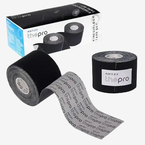 Zwei schwarze Rollen ARTZT thepro Kinesiologische Tapes inkl. Verpackung auf transparentem Hintergrund. #variante_schwarz + schwarz