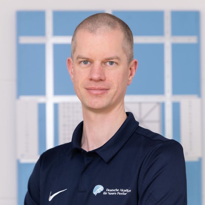 Portrait Andreas Könings