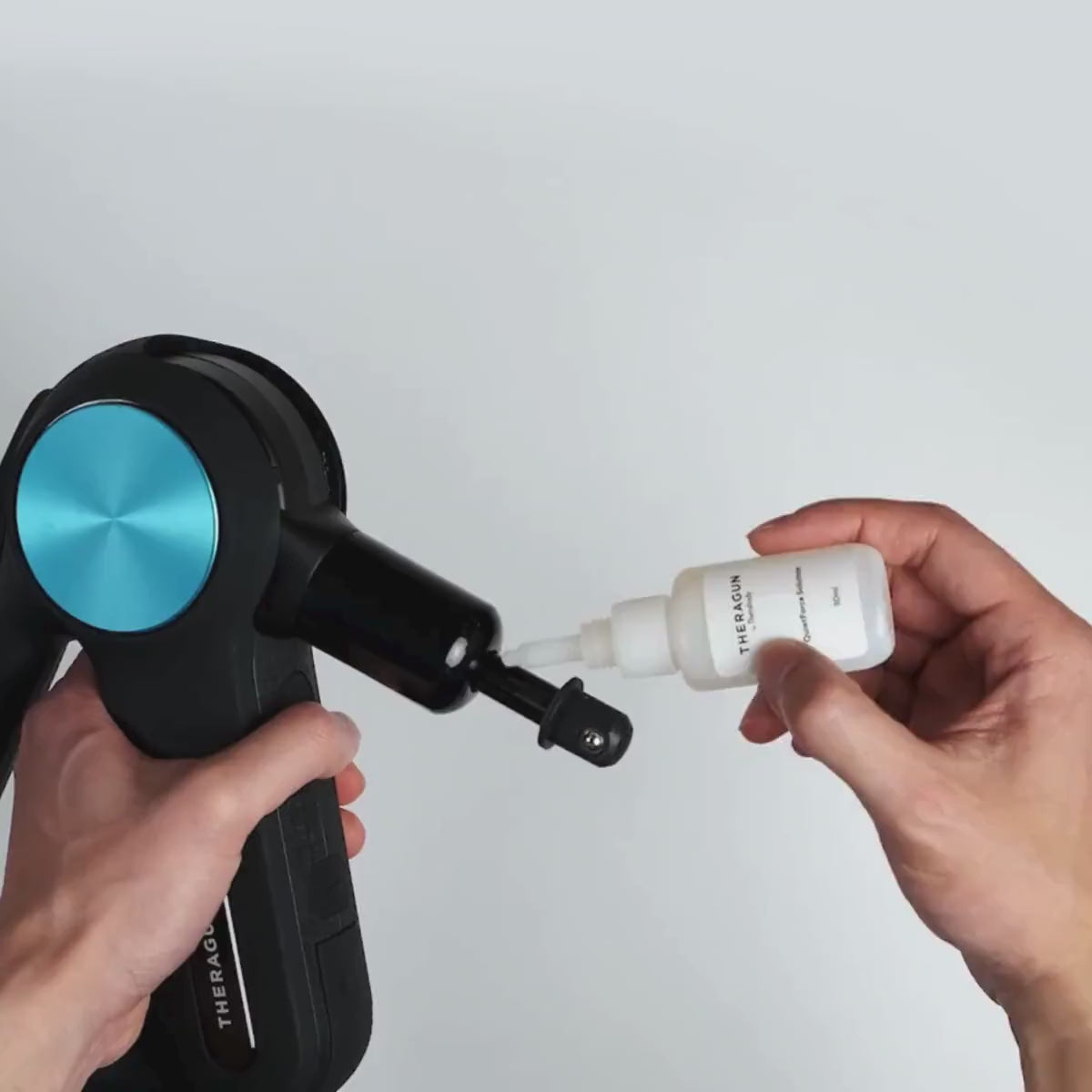 Theragun CareKit Reinigungs-Kit für Massagepistolen Therabody 2